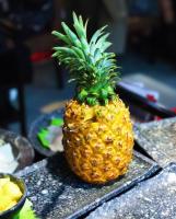 Should pineapple be soaked in salt water? Why does pineapple soak in salt water
