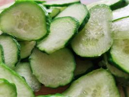The efficacy and function of cucumber. What are the benefits of eating cucumber